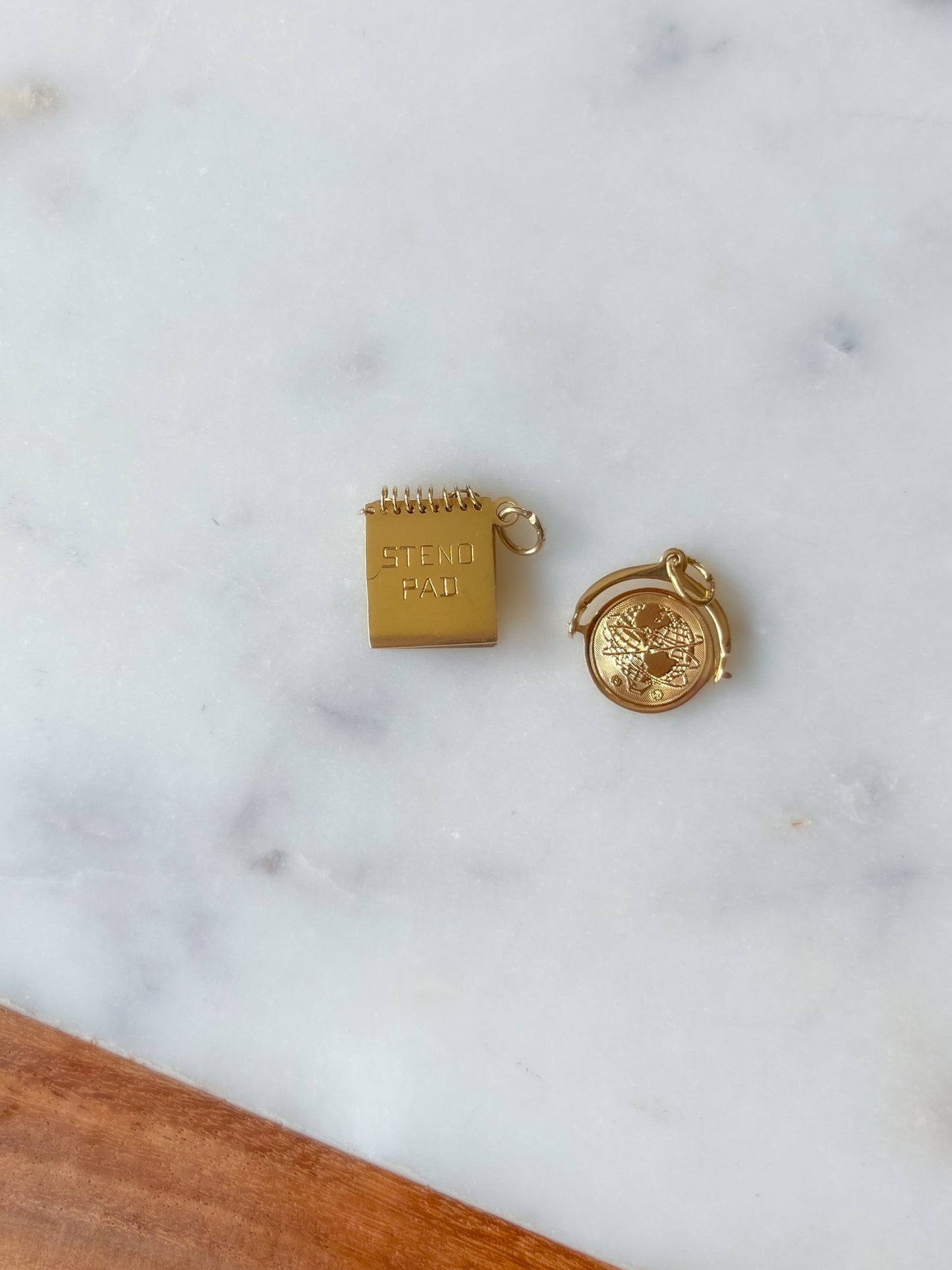 Vintage Steno Pad 14k Yellow Gold Charm