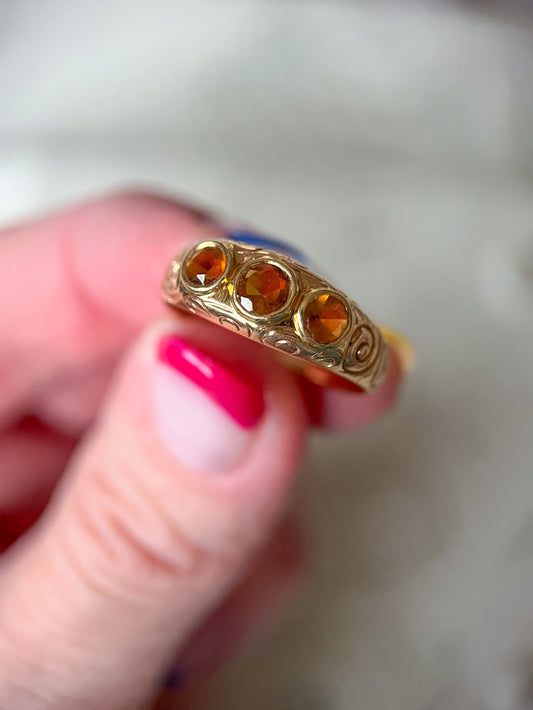 Vintage Three Stone Natural Citrine 10k Yellow Gold Ring