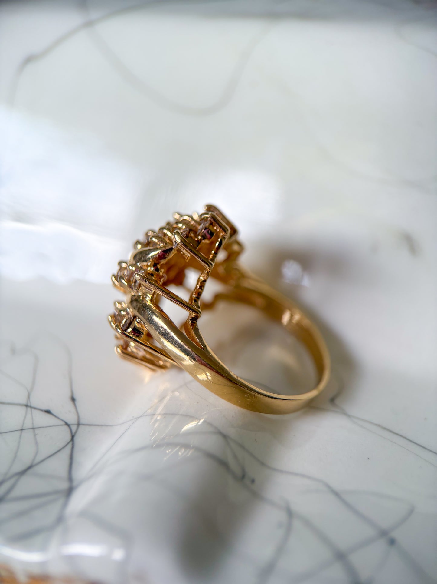 Vintage Natural Diamond 14k Yellow Gold Ring