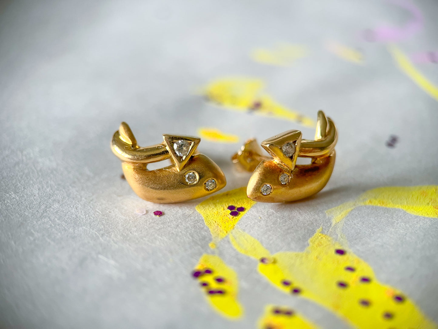 Vintage 14k Yellow Gold Arrows with CZ Earrings