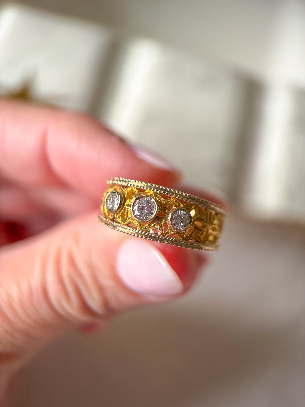 Vintage Natural Diamond Three Stone 18k White and Yellow Gold Two Toned Band