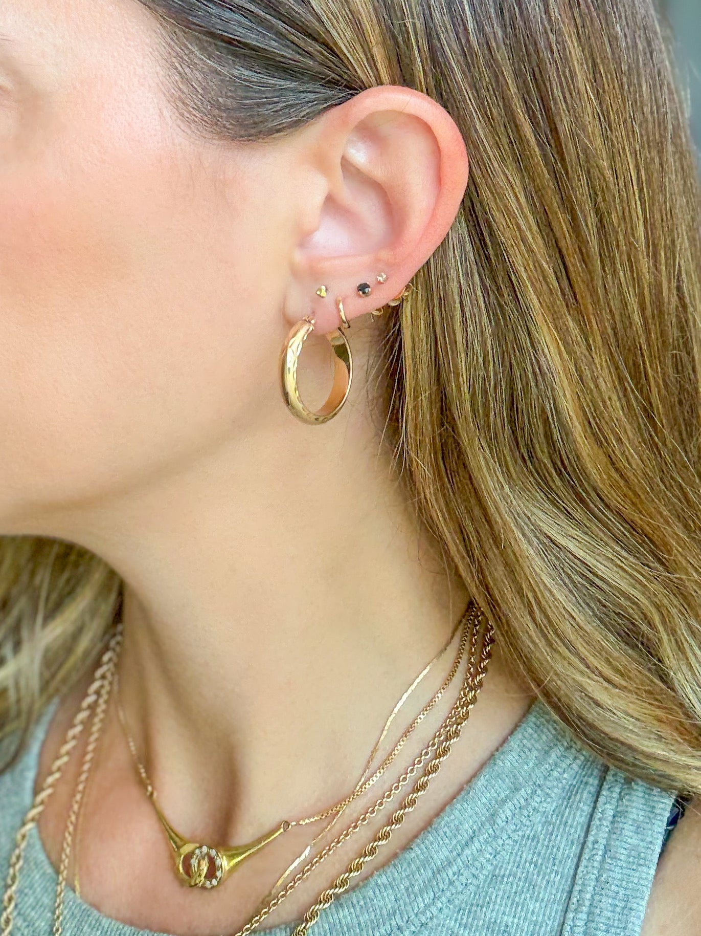 Vintage 14k Yellow Gold Etched Hoop Earrings