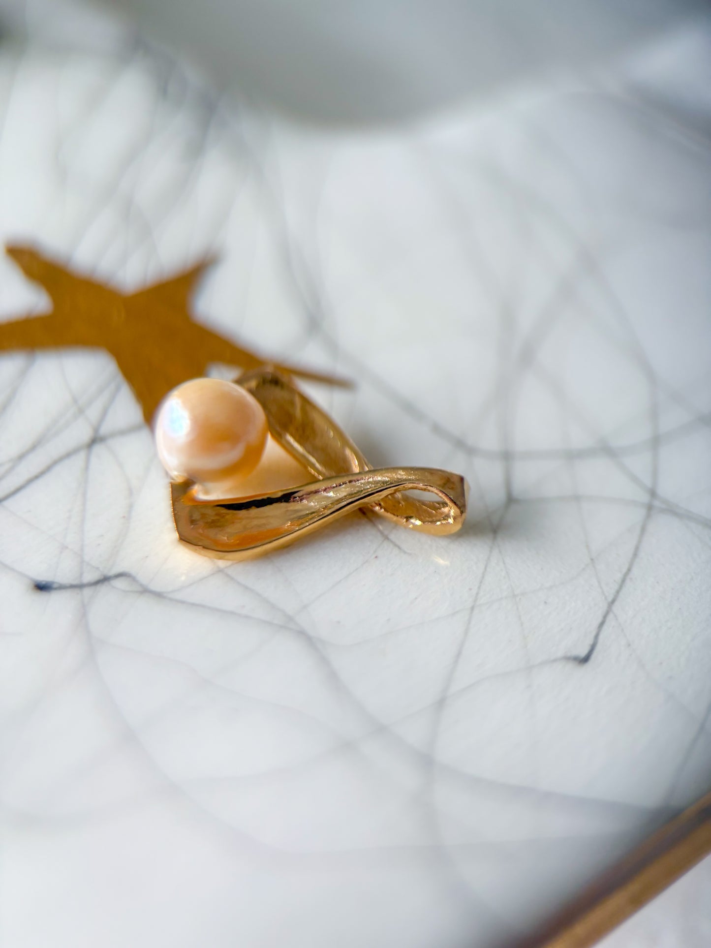 Vintage Florentine Pearl 14k Yellow Gold Charm