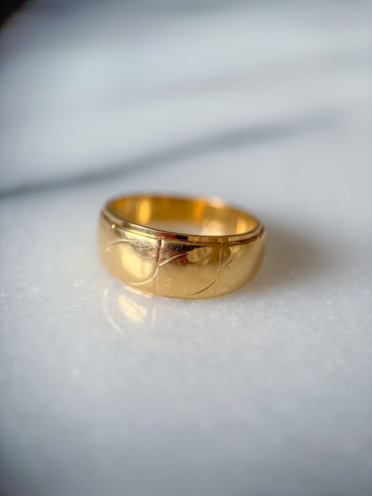Vintage Band 14k Yellow Gold Ring