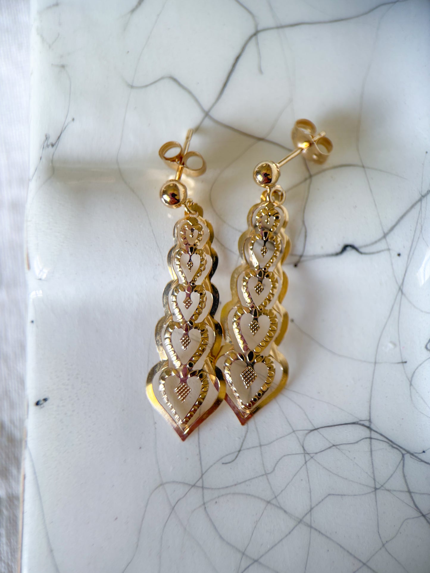 Vintage Dangle Heart 14k Yellow Gold Earrings