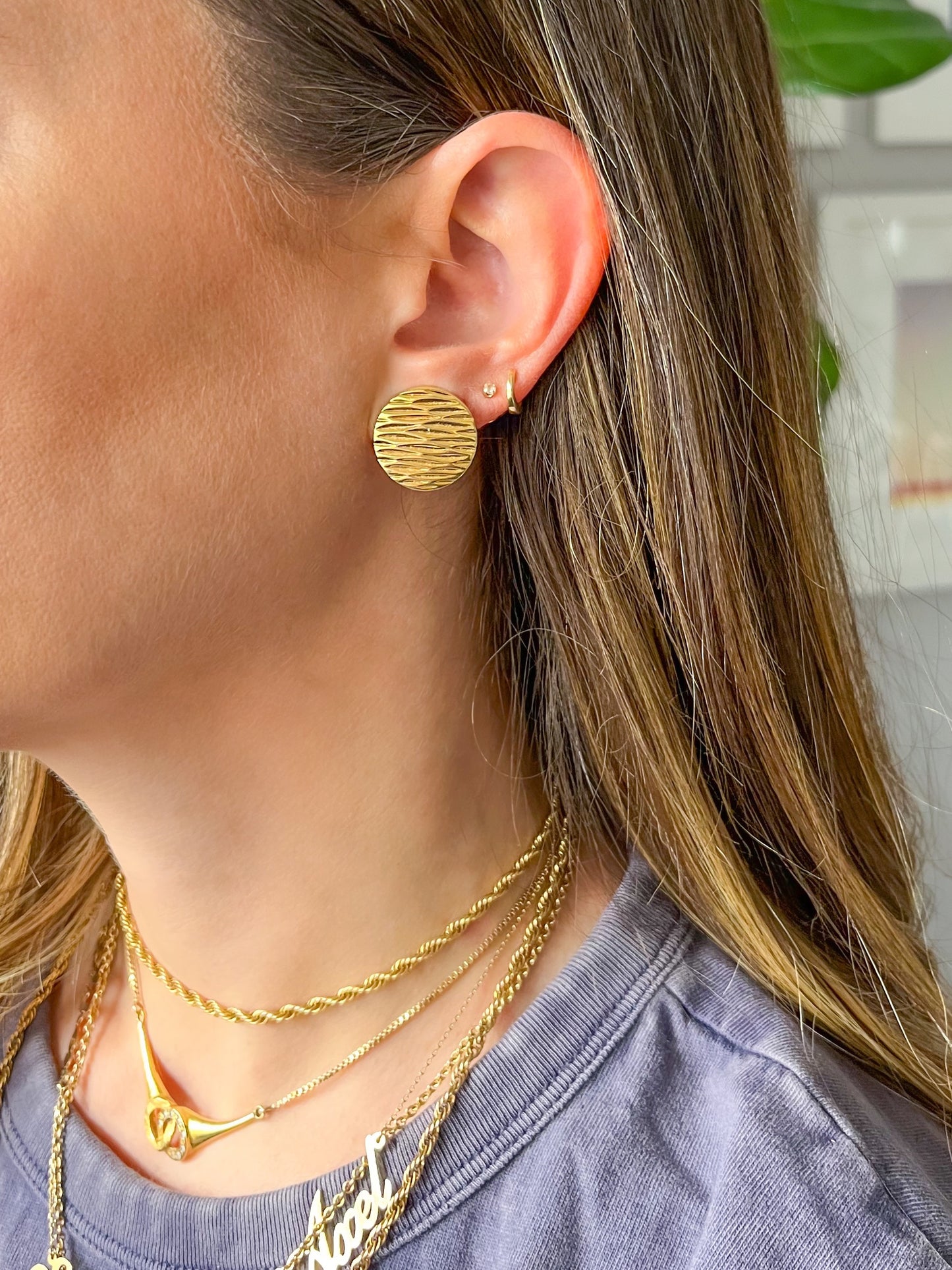 Vintage 14k Yellow Gold Stud Earrings circa 1980s